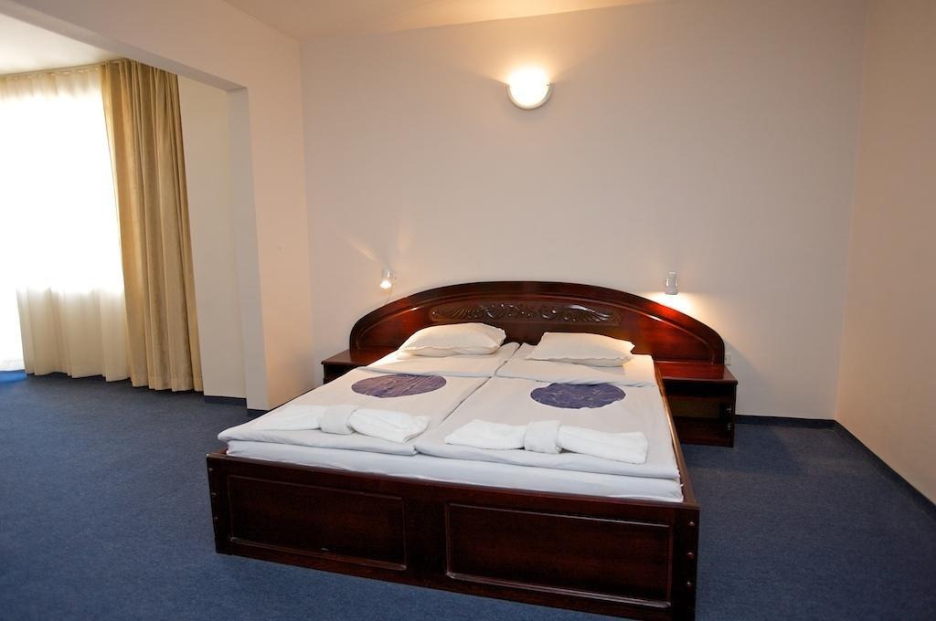 Hotel Elena Palace Nesebar Exterior foto