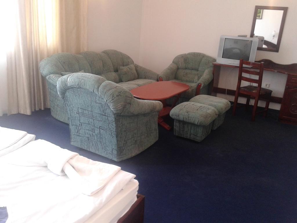 Hotel Elena Palace Nesebar Habitación foto